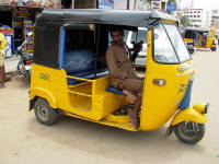 Rickshaw, very plain compared to Pakistan